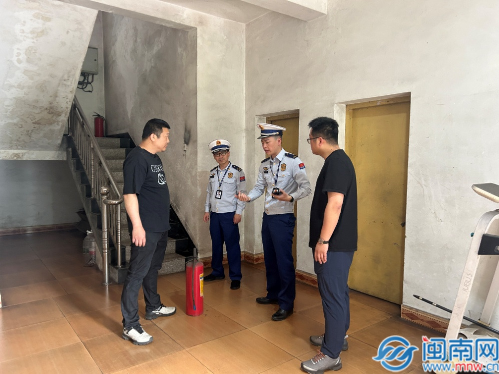 南靖消防深入企业开展隐患排查与宣传筑牢安全生产防火墙
