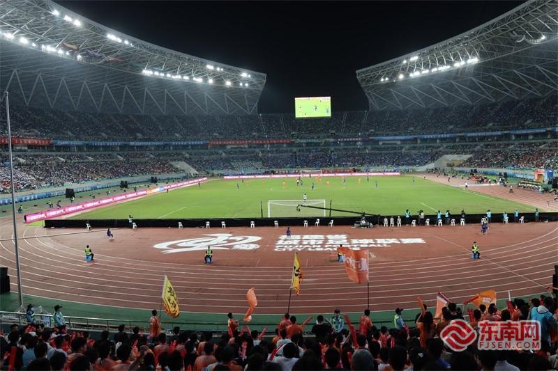 刷爆历史！ 51342人见证闽超揭幕战