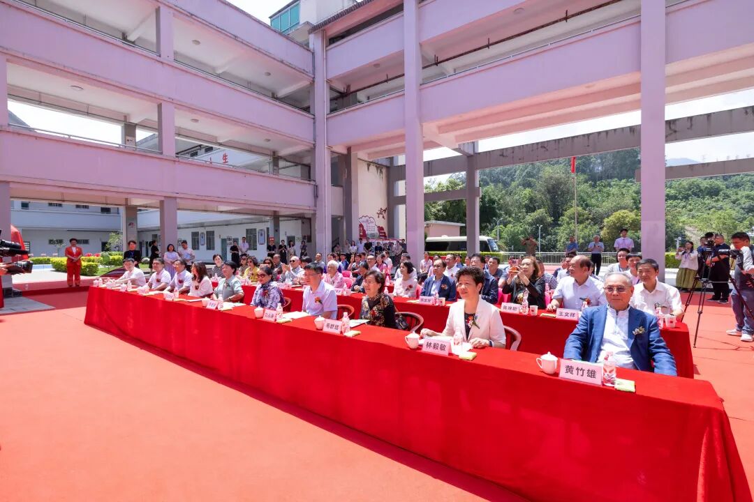 390万元善款润泽桑梓！王永庆、王永在昆仲铜像揭幕