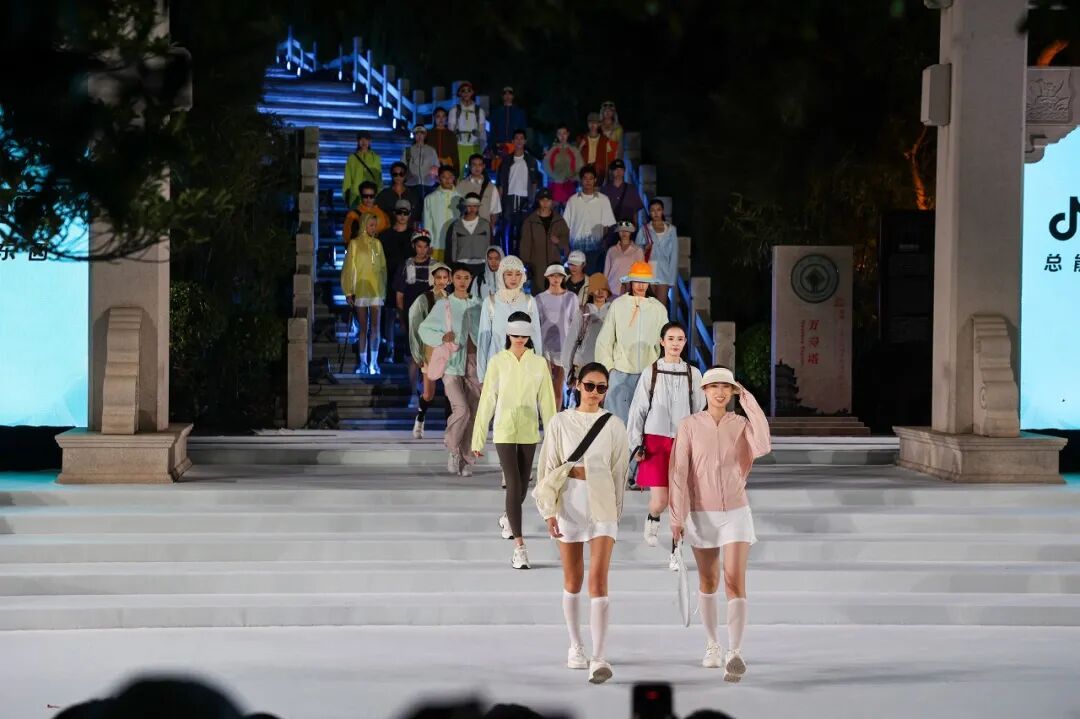 2026石狮国际时装周开幕秀上演