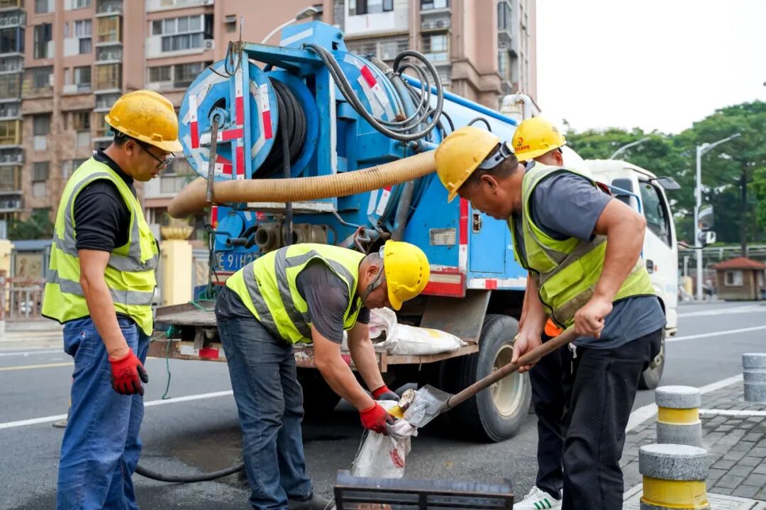 护航文旅・水清岸美｜展沅公司全员在岗，驻防一线守碧水