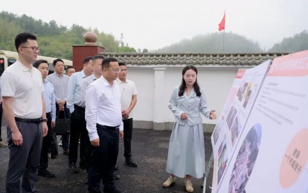 德化县委书记方俊钦调研挂钩帮扶、村庄建制优化并指导推动学习教育