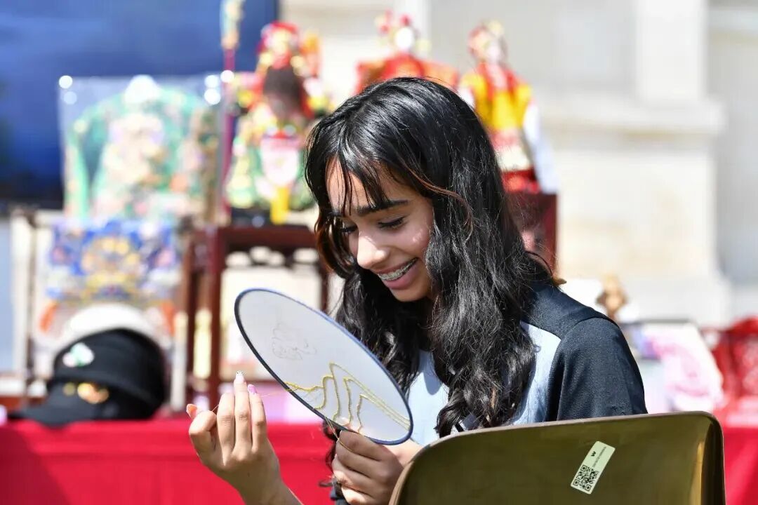 刷屏了！央媒省媒聚焦！鲤城海外“出圈”！