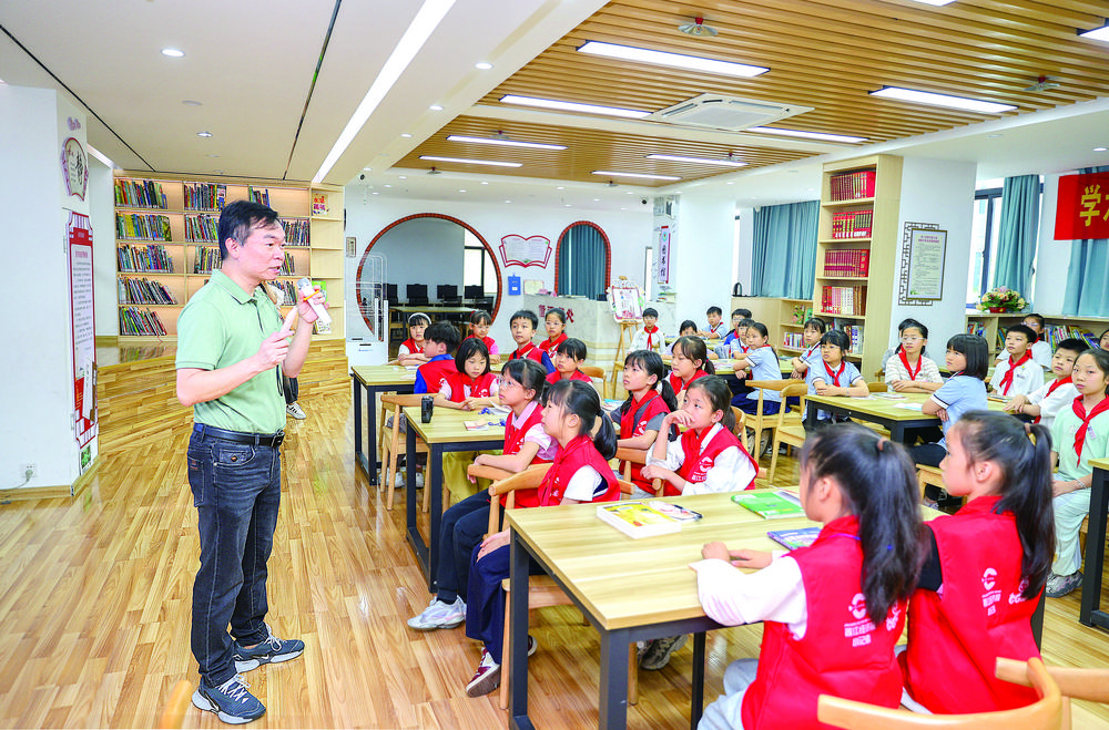 爱读书 读好书 善读书 晋江全面启动书香校园建设   