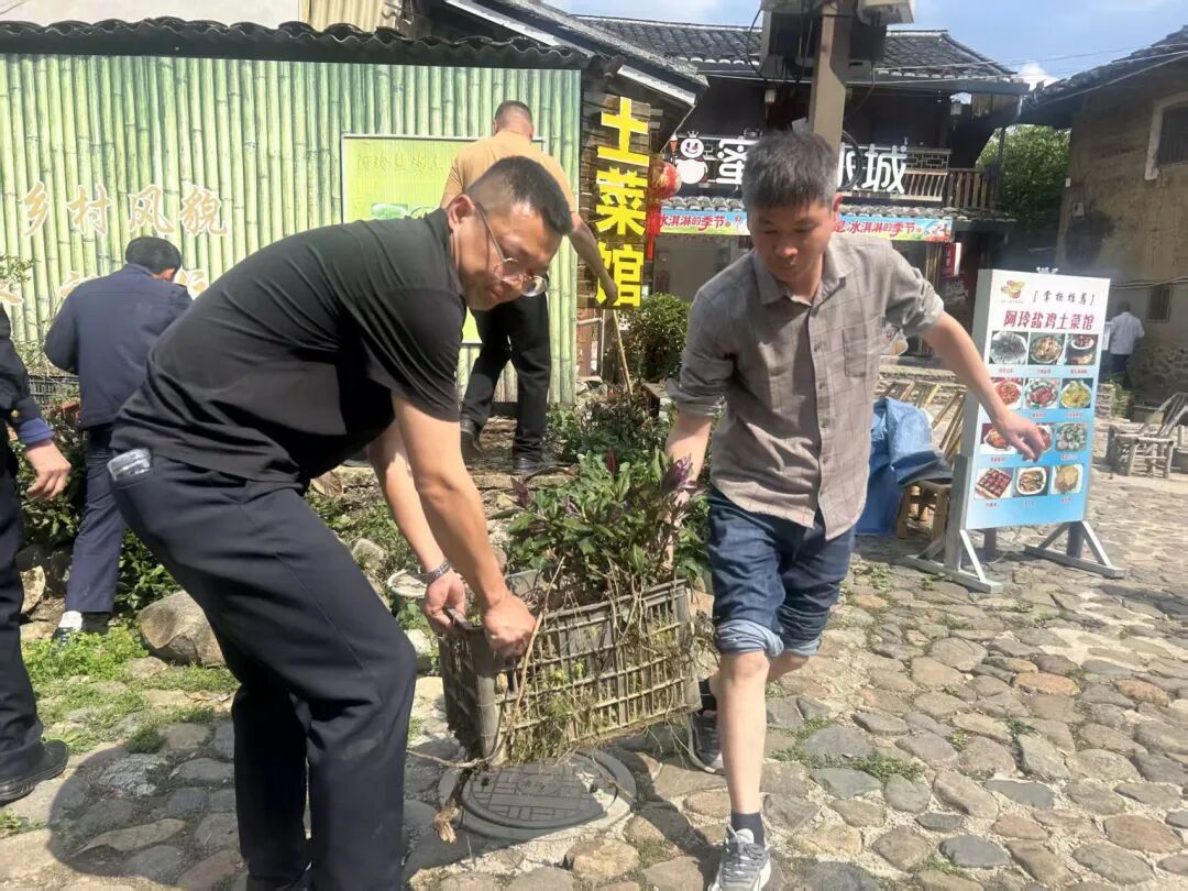 树立和践行正确政绩观 | 党建引领 世遗土楼焕新提质