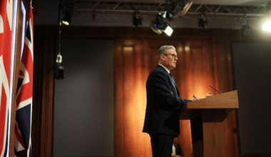 大使任命风波发酵 英首相坚称不辞职