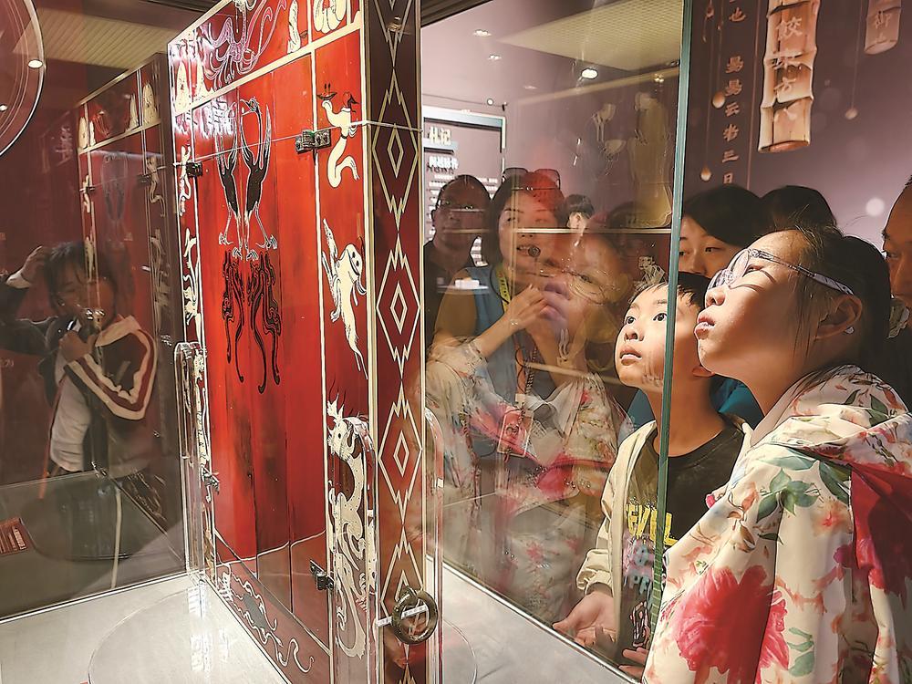 海昏侯考古成果首次亮相福建