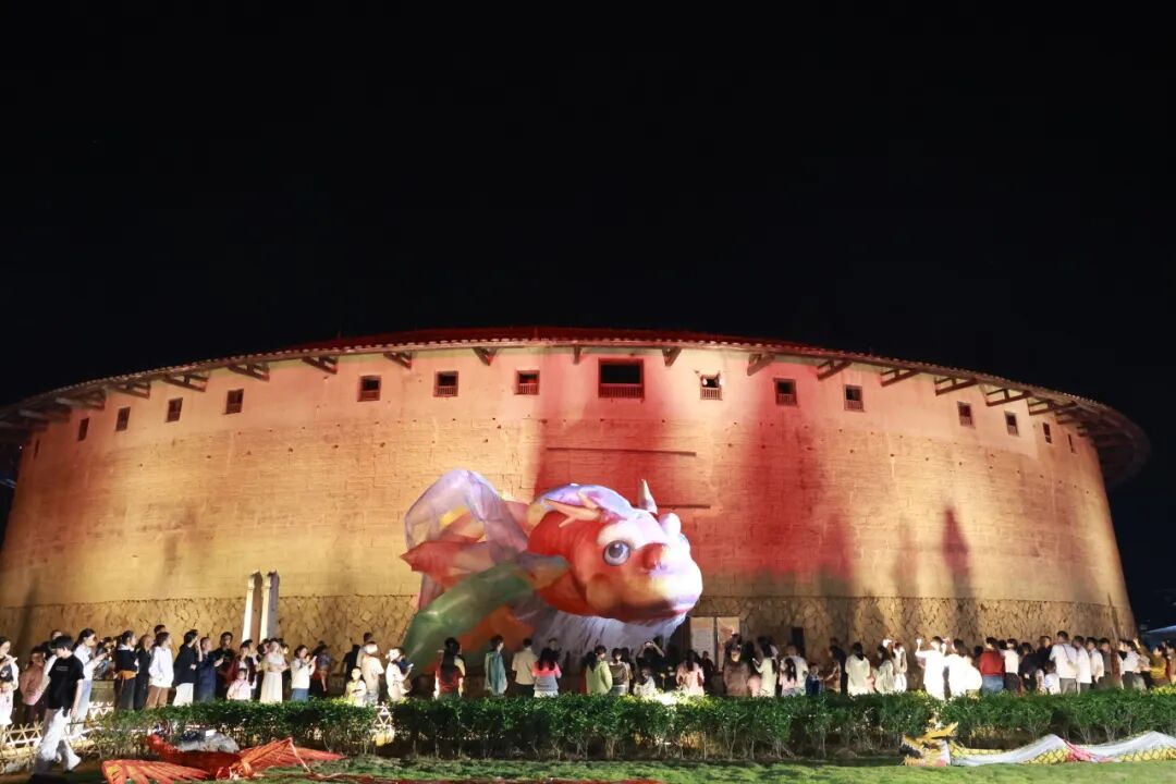 昼夜双线焕活力！华安土楼五一特色活动热度拉满
