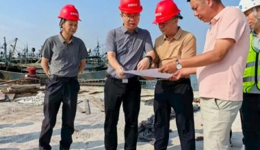 何霭调研大澳中心渔港建设