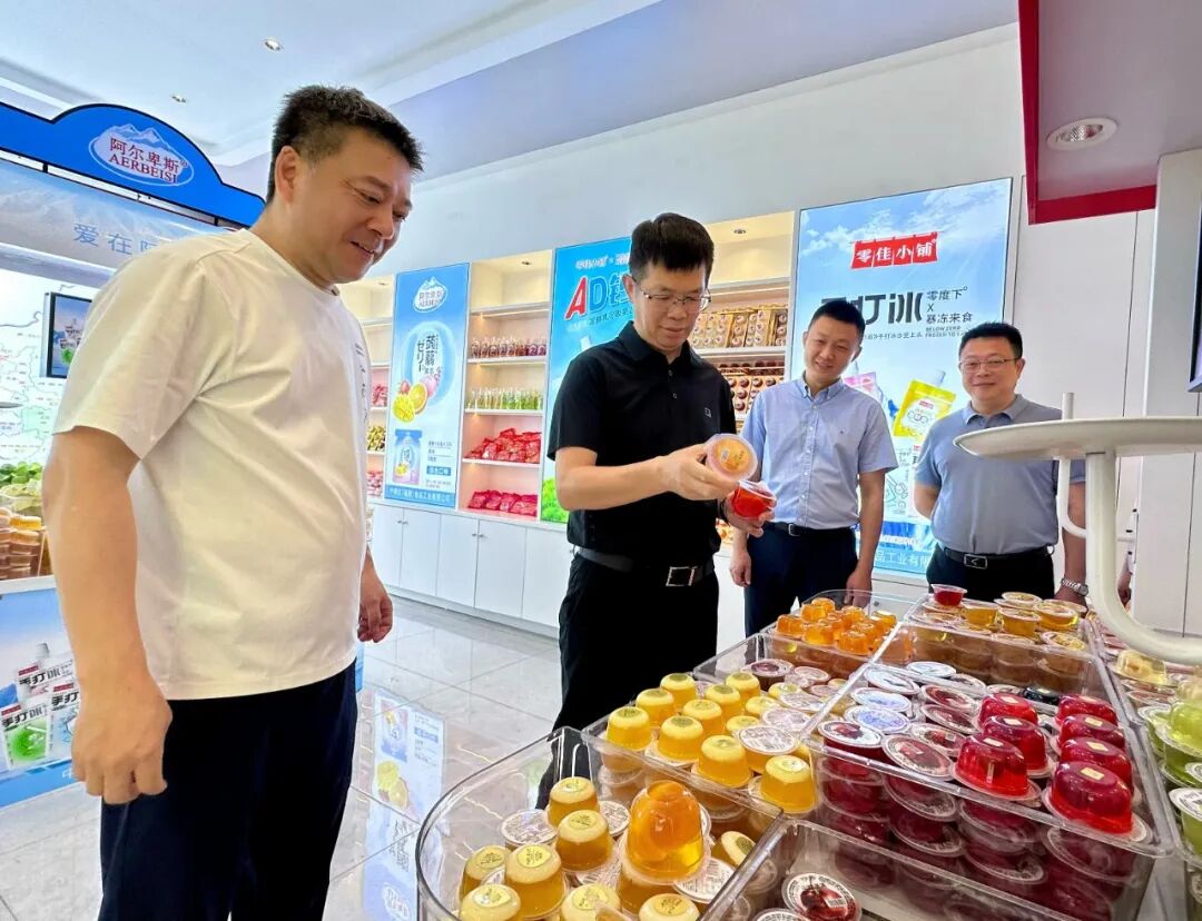 泉港区政府主要领导带队到界山镇调研招商引资、争资化债等重点工作