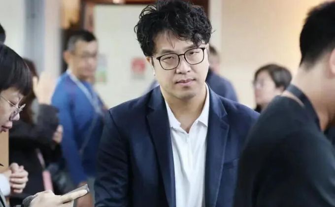 民进党征召“台独”顽固分子沈伯洋参选台北市长，挑战现任市长蒋万安