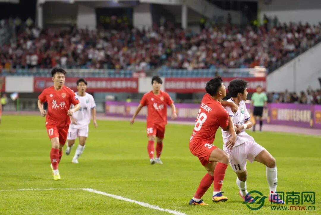 捍卫主场！“闽超”泉州队2:0战胜漳州队！