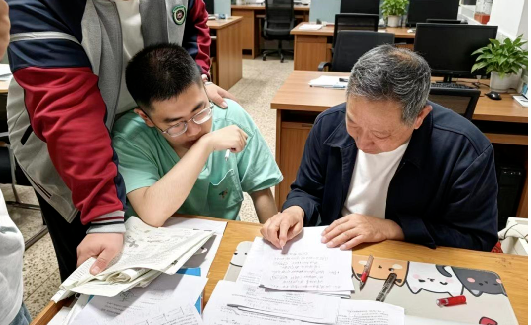 “没有题了，只能送你们到这儿”，盐城一高三试卷现“最暖卷尾语”，原来数学老师也可以这么浪漫