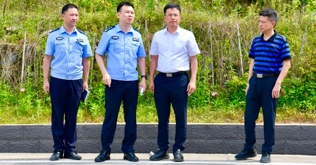 德化县县长吴志朴开展安全生产检查
