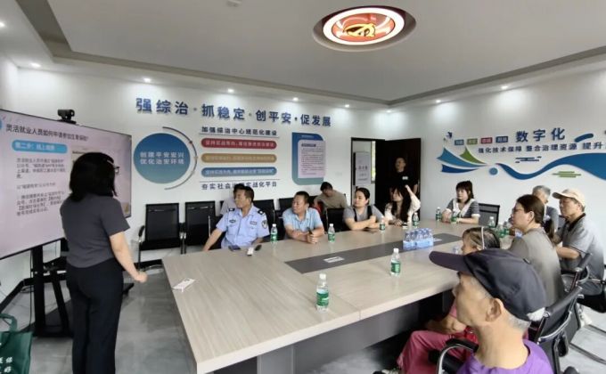 华安：多点发力惠民生 精准服务暖乡邻