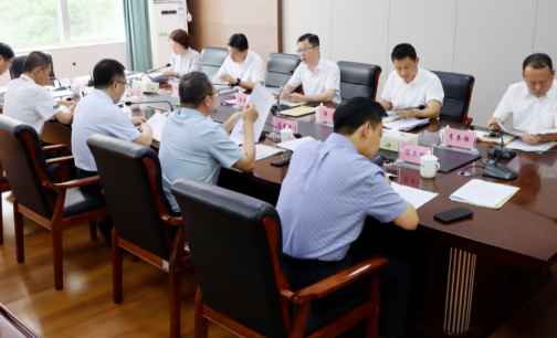洛江区委常委会会议召开