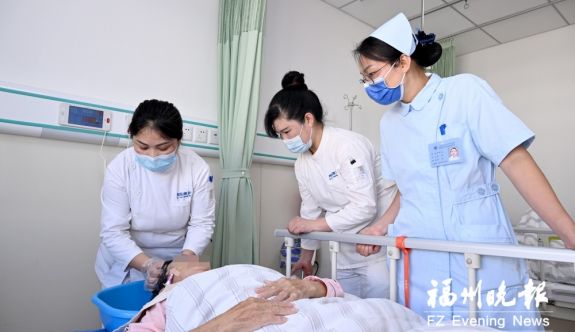 福州織密免陪照護服務網(wǎng) 累計服務患者超11.4萬人次