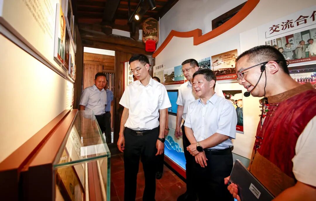泉州市“迁台记忆”档案展示馆在惠安崇武正式揭牌开馆