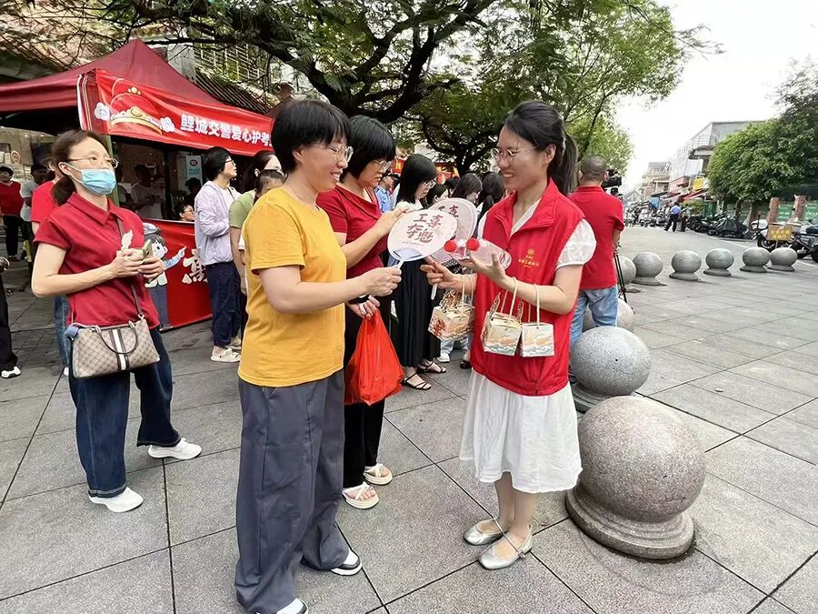 76a828e0132c562353bcebeb7fb92d34.jpg