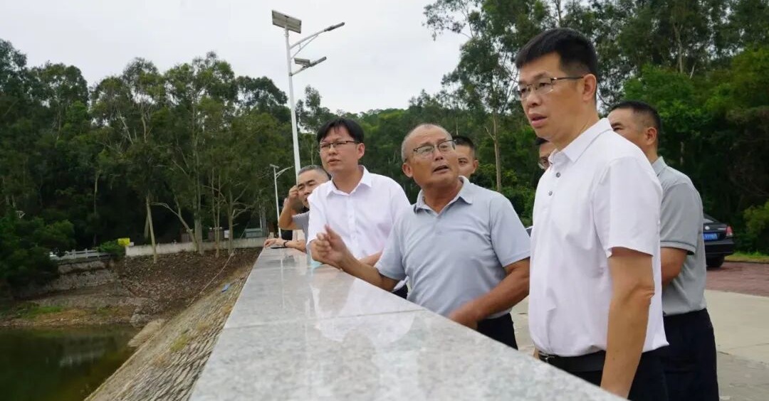 泉港区政府主要领导调研水利防汛备汛、河湖长制工作并开展巡河水库调研