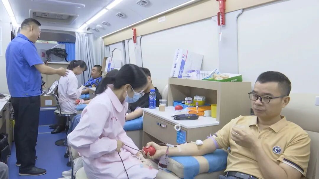 热血接力 ！芗城各界爱心人士踊跃献血