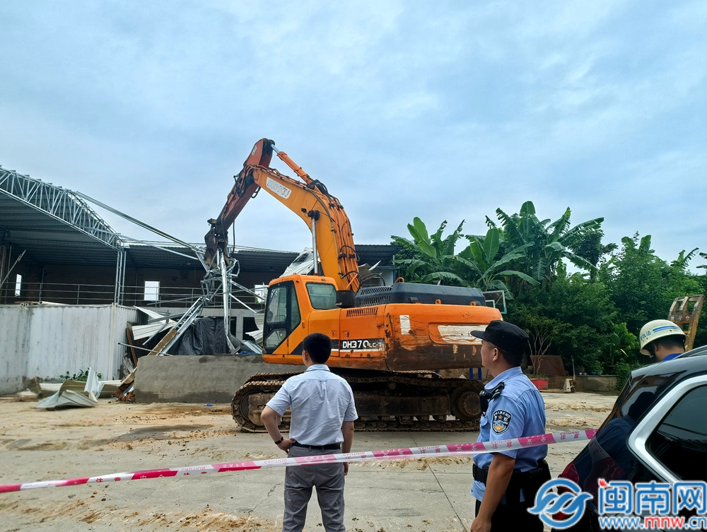 芗城区石亭街道：重拳出击整治“两违”乱象