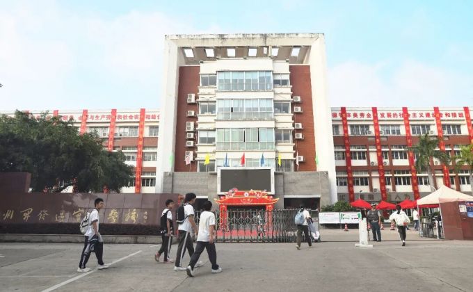 逐梦盛夏，执笔赴考！2026年泉州开发区中考正式开考