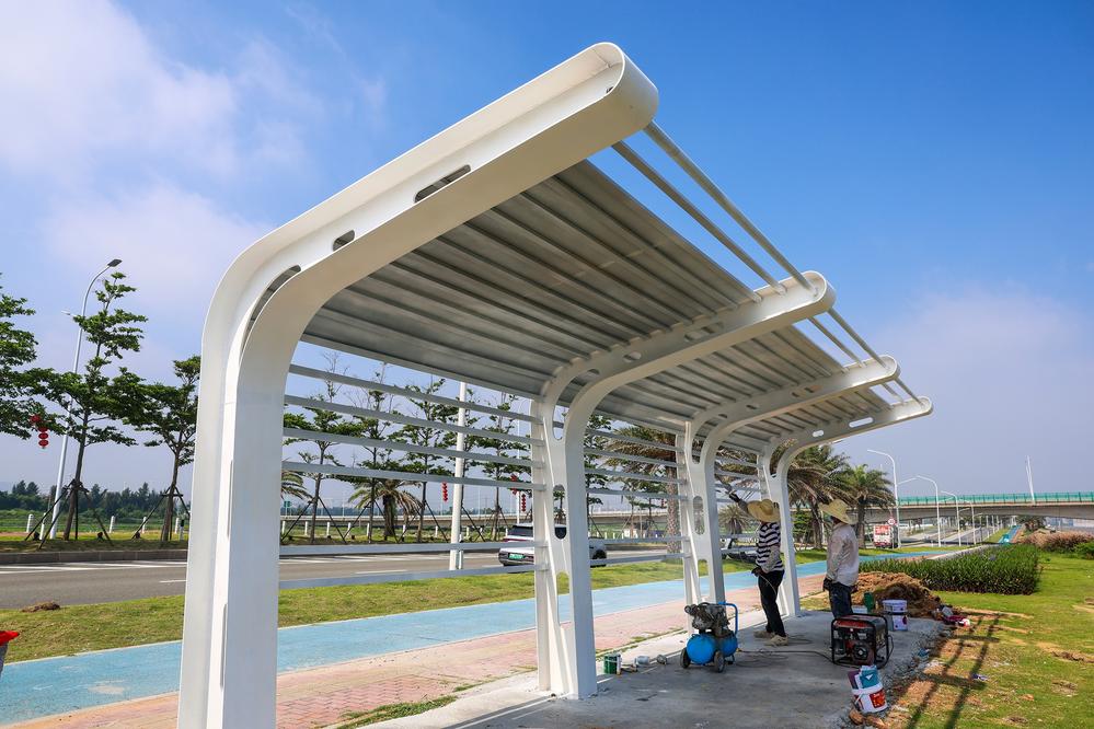石狮锦江外线观景遮阳棚涂装收尾