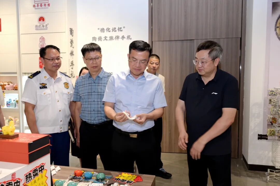 德化县县长吴志朴开展安全生产检查工作