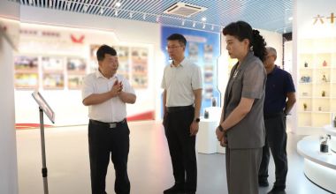 刘兆民李琳调研重点企业、在建重点项目
