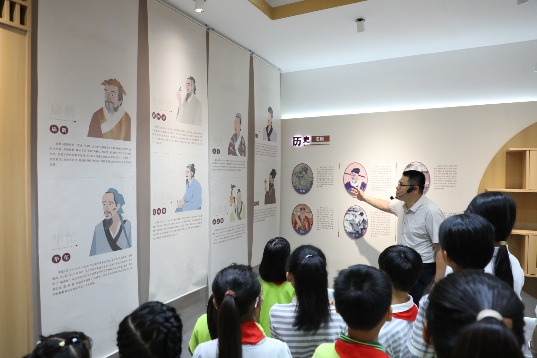 鲤城区刺桐中医药文化展馆正式揭牌