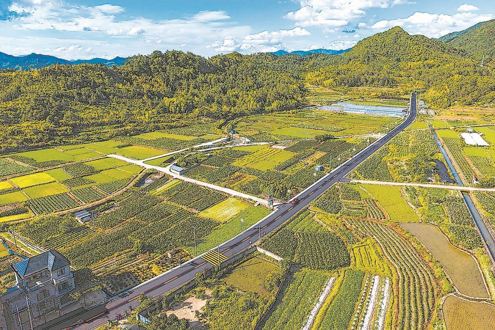 松溪县河东乡长江村福当山农村道路提升工程顺利完工