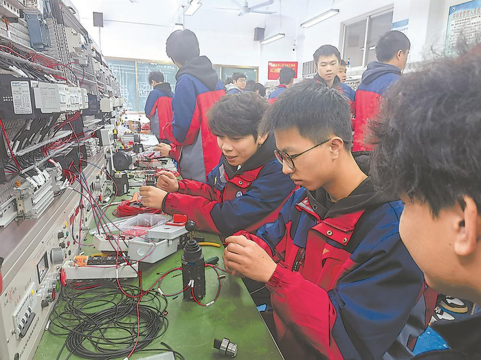 技工教育：逐梦不被分数定义的未来