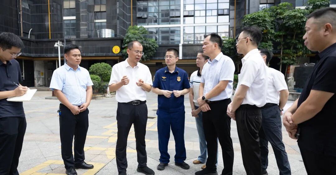 陈清拥开展消防安全检查及城市建设调研