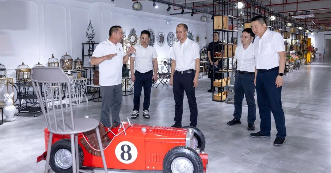 陈清拥到尚卿镇调研标准化园区建设、藤铁产业发展、安全生产工作