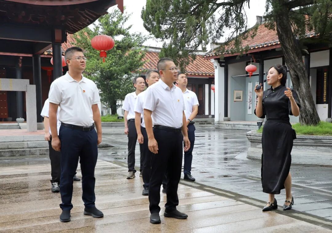 寻访千年古衙 淬炼清廉初心｜漳浦县委书记参加所在党支部主题党日活动