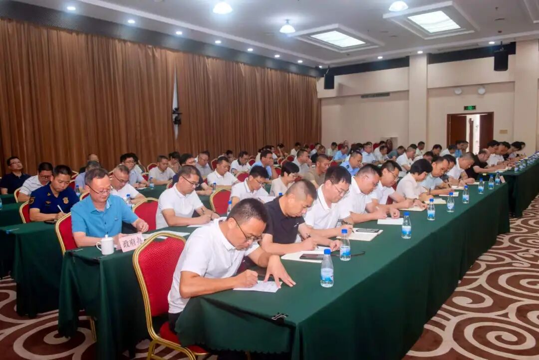 德化县政府党组（扩大）会议召开