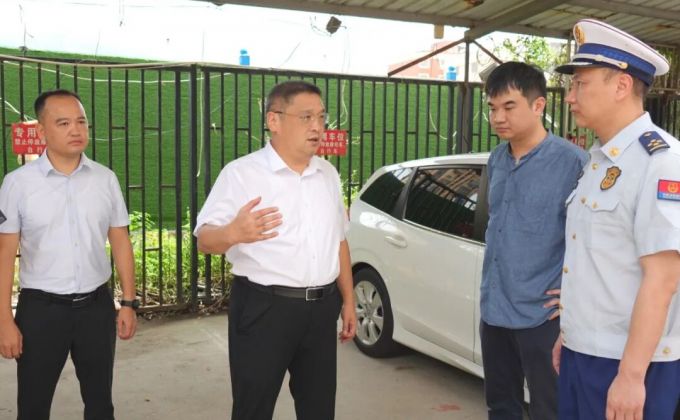 更好统筹发展和安全丨漳州台商区党工委书记带队调研安全生产工作