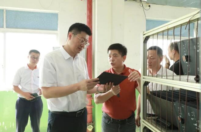 云霄县政府主要领导开展党政领导“企业接待日”活动