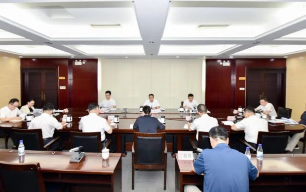 德化縣委常委會(huì)召開(kāi)會(huì)議