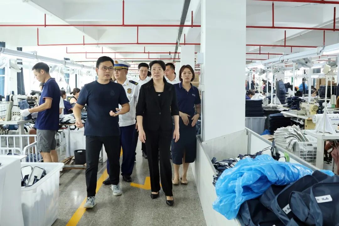 泉州市人大常委会来洛开展消防“一法一例”实地执法检查