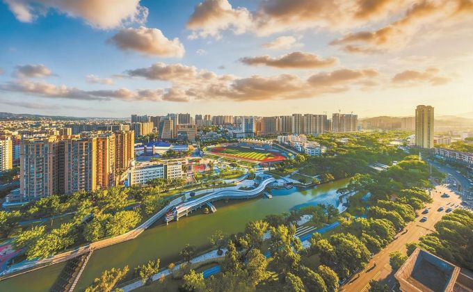 惠安：五载跨越攀新高 奋楫争先启新程