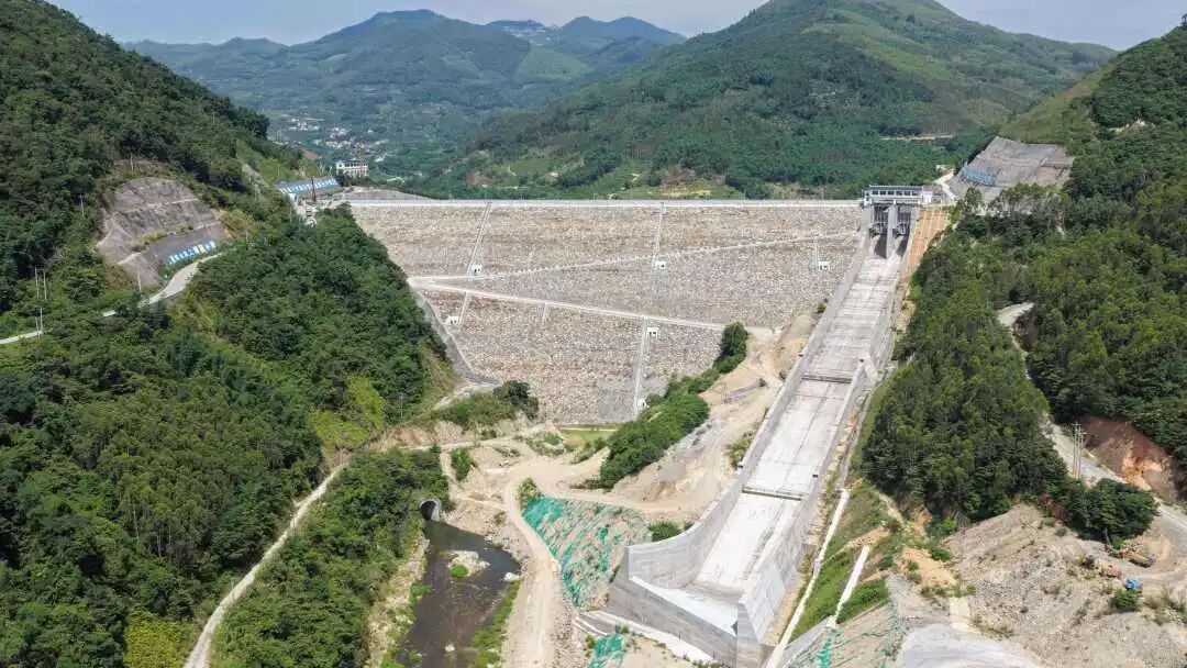 朝阳水库大坝_副本_副本.jpg