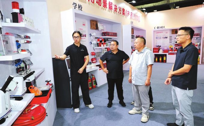 泉州南安消防应急产品选品中心迎来“开门红”