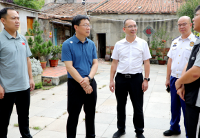 鯉城區(qū)領(lǐng)導(dǎo)帶隊(duì)檢查古城民宿安全生產(chǎn)工作