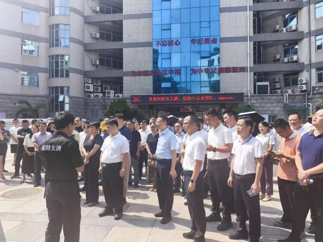 德化县领导带队赴厦门市高殿社区考察学习社区义务消防队建设工作