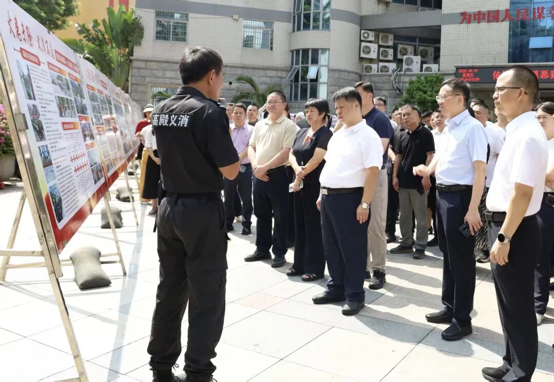 安溪县领导带队赴厦门市高殿社区观摩学习社区义务消防队建设经验