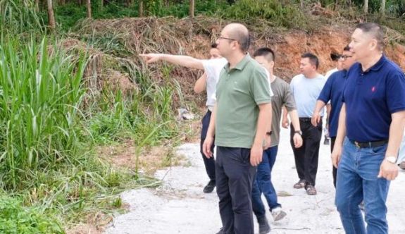 诏安县领导到梅洲乡蹲点调研