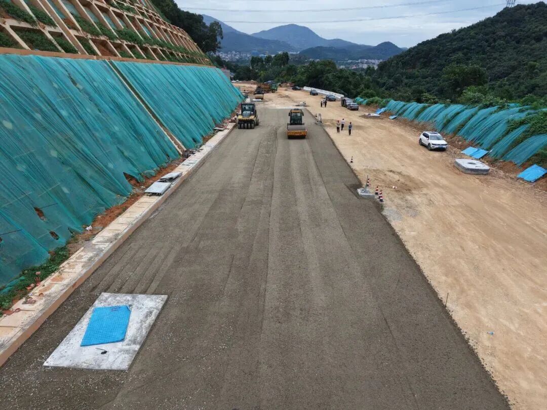 洛江部署推进万虹大道改造提升项目