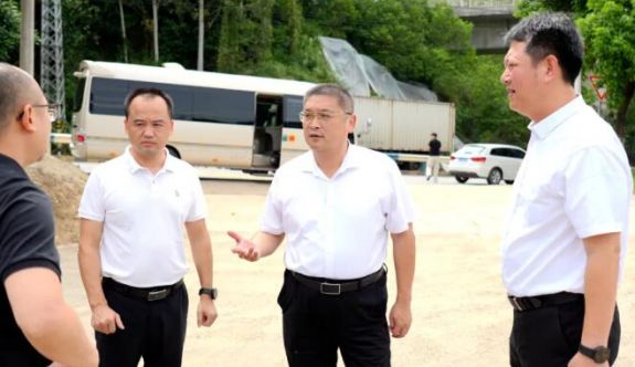 漳州台商区党工委书记调研辖区重点项目